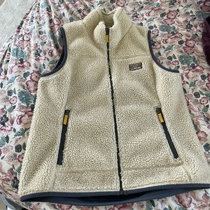 LL Bean Women’s Mountain Pile Fleece Vest Natural